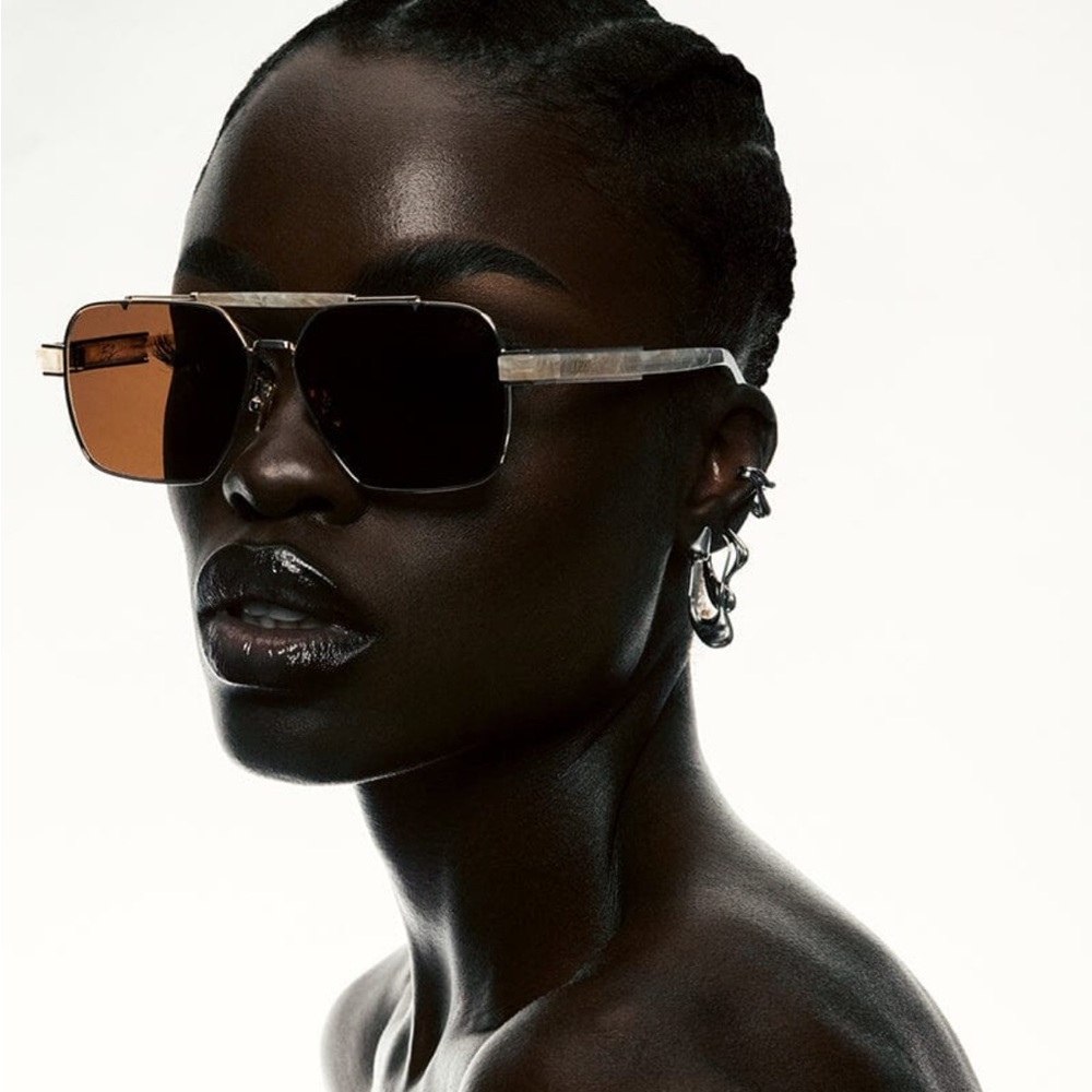 [DEZI] BRAND NEW DEZI EYEWEAR EZ SUNGLASSES IN LIMESTONE/COGNAC - Picture 3 of 9